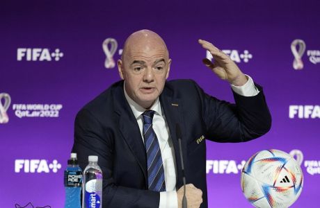 Ο πρόεδρος της FIFA Τζιάνι Ινφαντίνο «θέλει να διεξάγει Παγκόσμιο Κύπελλο κάθε τρία χρόνια»
