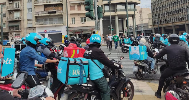 Στον δρόμο ξανά οι διανομείς της Wolt