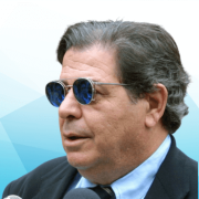 Κώστας Καββαθάς: Βιογραφία, Περιουσία, Ηλικία, Σύντροφος και Τρόπος Ζωής