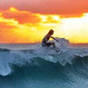 Kitesurf, καταδύσεις και θαλάσσια σπορ: Τα Hotspots του καλοκαιριού 2025 στην Ελλάδα