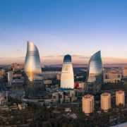 Αυξανόμενες παραβιάσεις εκεχειρίας στην Αρμενία προκαλούν φόβους πολέμου με το Αζερμπαϊτζάν