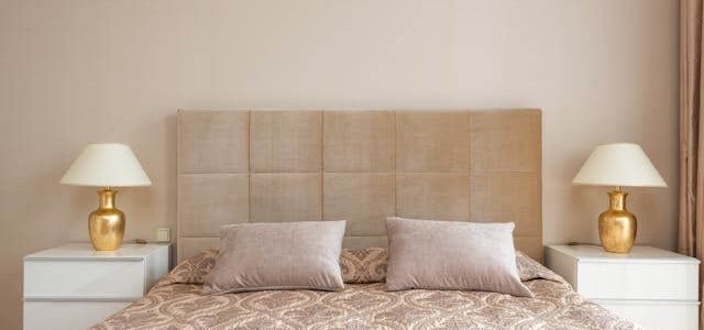 Πώς να Φτιάξεις ένα Minimal Κομοδίνο Μόνος σου