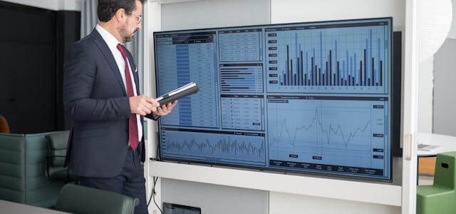 Οι 10 κορυφαίες ποιοτικές μετοχές για επένδυση το 2025