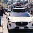 Η Waymo επιταχύνει την υπηρεσία ρομποταξί