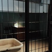 Η Ιταλία εξετάζει την αποφυλάκιση έως και 10.000 κρατουμένων