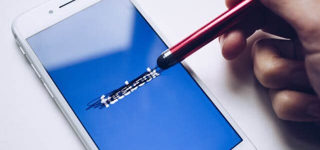 Meta: Επενδυτές και Ζούκερμπεργκ αντιμέτωποι σε δίκη 8 Δισ. για παραβιάσεις απορρήτου