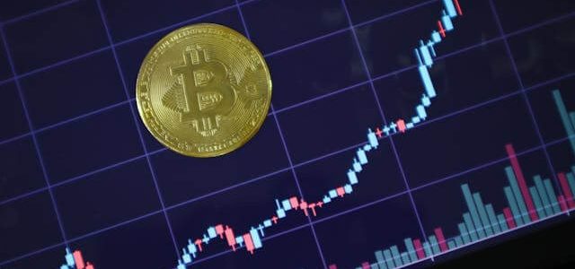 Η οικογένεια Τραμπ συγκέντρωσε 5 δισ δολαάρια μετά την εκκίνηση κρυπτονομίσματος