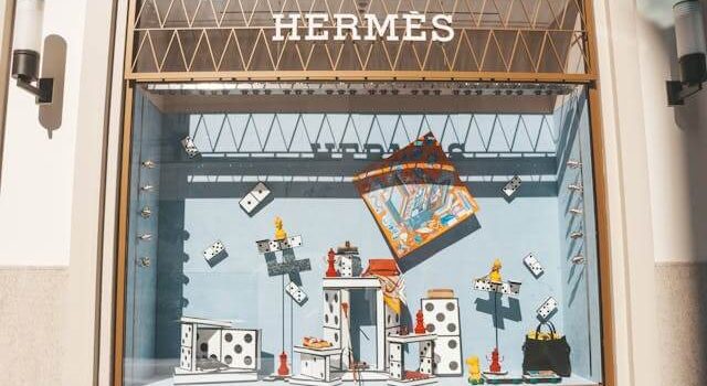 Η σχεδιάστρια της Hermès Véronique Nichanian αποχωρεί μετά από 37 Χρόνια