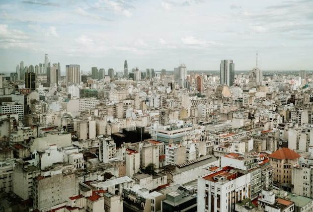 Η Αργεντινή προετοιμάζεται για τρικυμία στις αγορές εν όψει των μεσοπροθεσμιαίων εκλογών