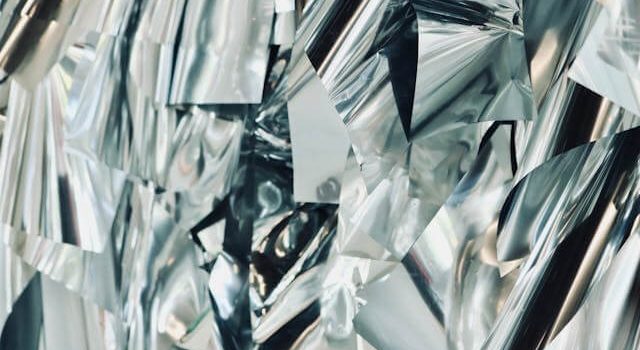 Τα funds συγκεντρώνουν ρεκόρ ανοδικών στοιχημάτων στο αλουμίνιο