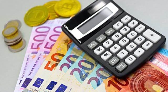 Επενδύοντας στην Ελλάδα του 2025: Ευκαιρίες και Προκλήσεις