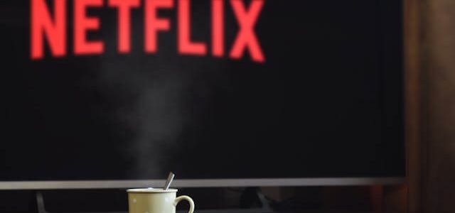 10 Σειρές που θα σε κολλήσουν από το πρώτο επεισόδιο